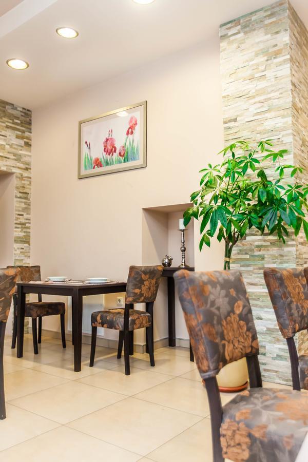 Hotel Petrijevci Bizovac Esterno foto